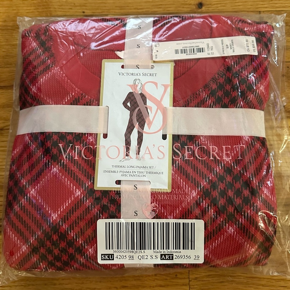 NWT** Victoria’s Secret Thermal Red Plaid Pajama Set